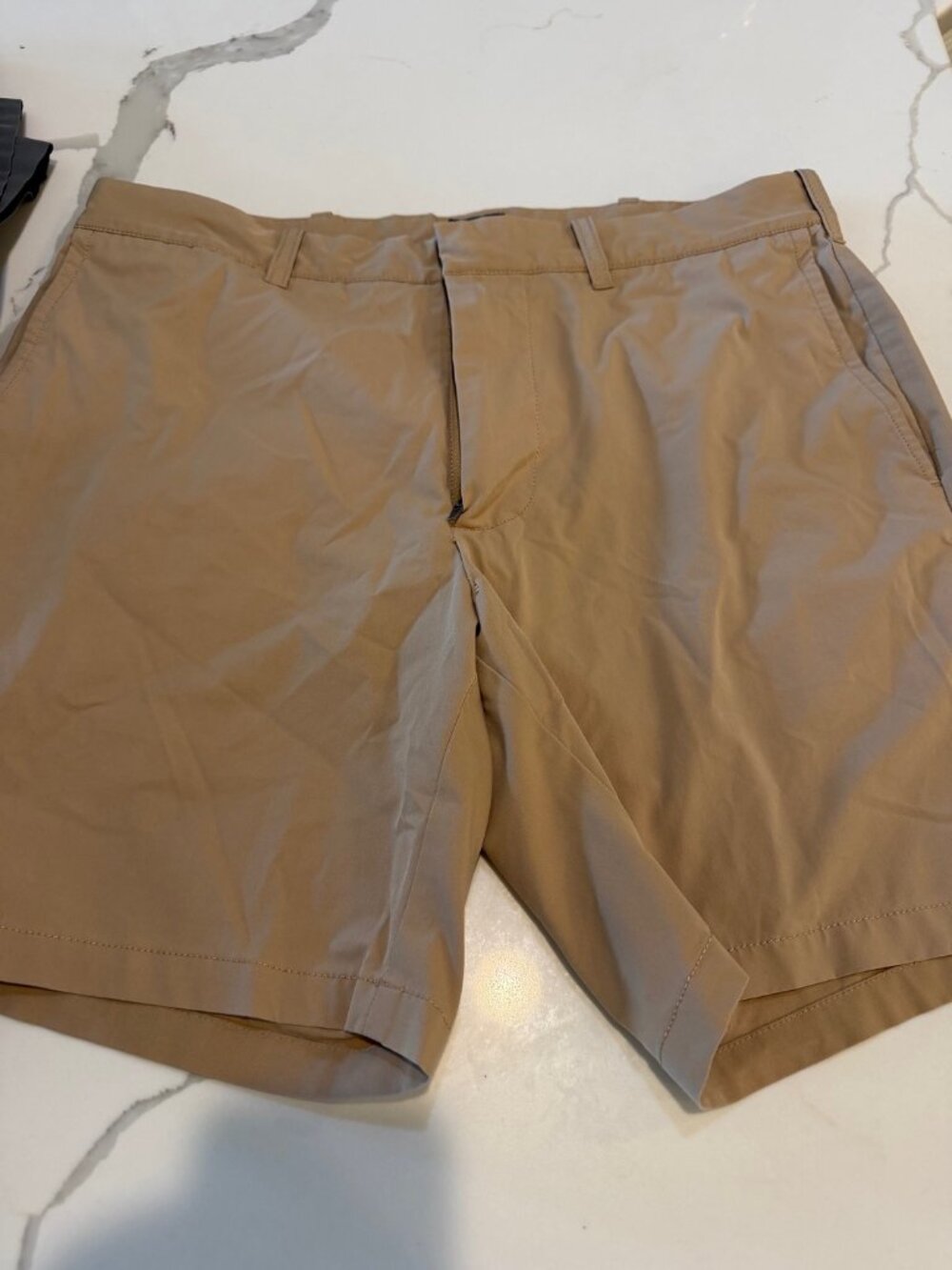 J Crew 7" Tech Shorts 32